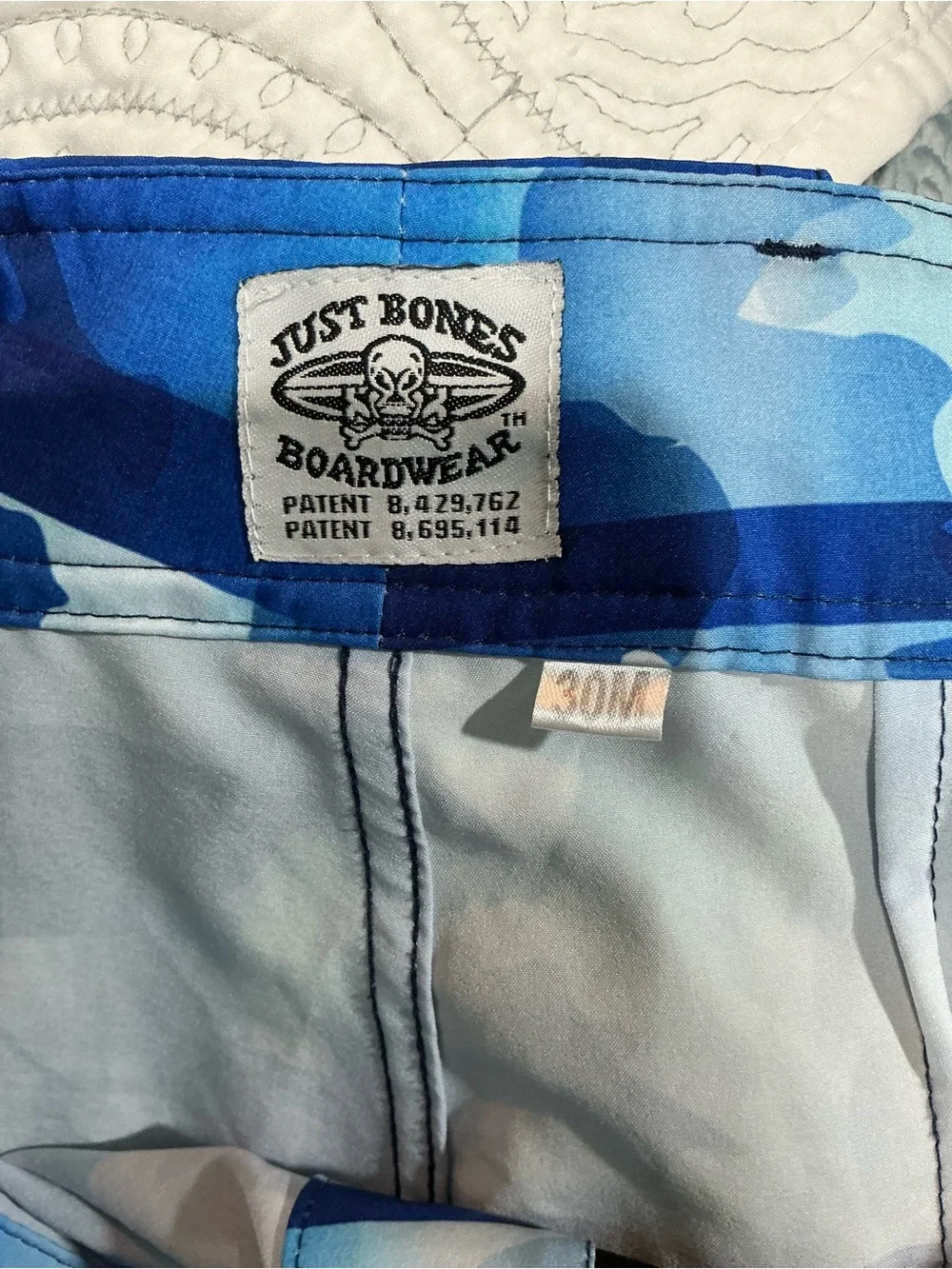 💙 Just Bones Boardwear Men’s Blue and White Board Shorts - 30 (01287)